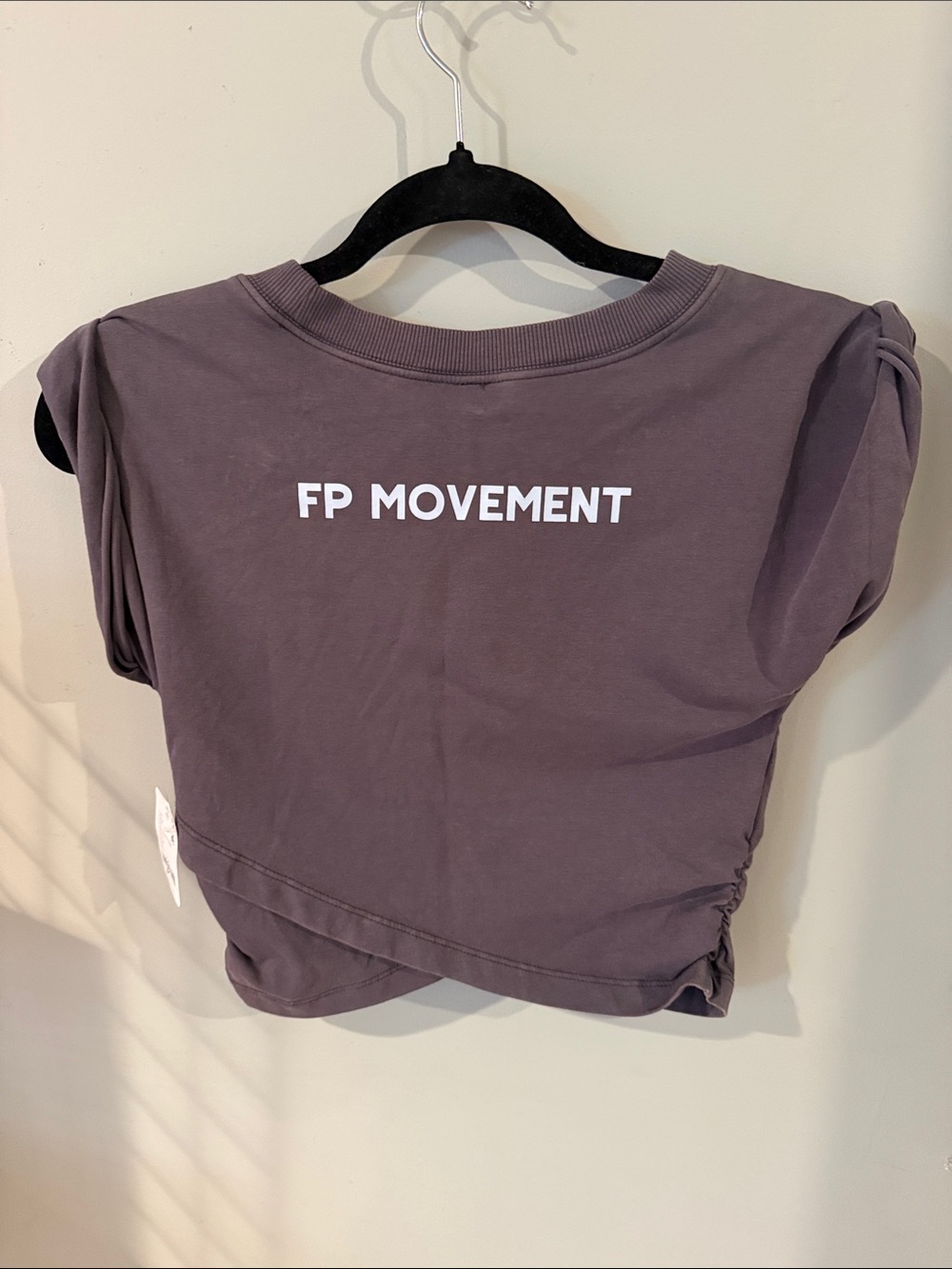 Free People Movement Shadow Combo Motif Crop Tee NWT XS - Picture 5 of 5